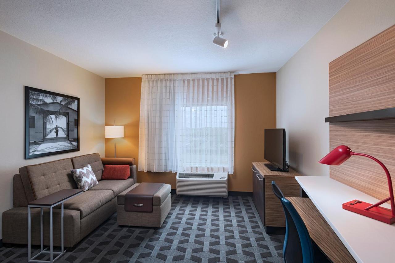 Towneplace Suites By Marriott Naples Vineyards Bagian luar foto